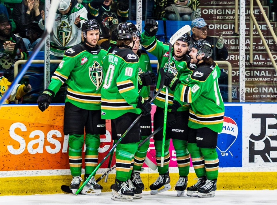 raiders-oil-kings-game-5