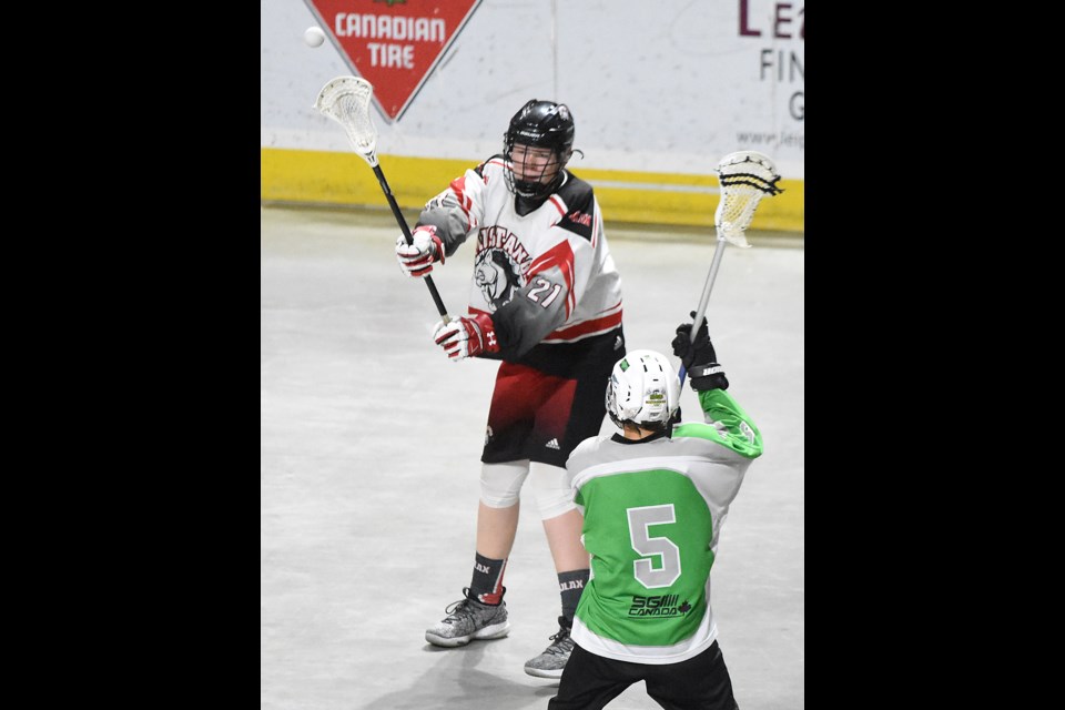 Moose Jaw’s Rhett Chute passes off the ball during third period action.