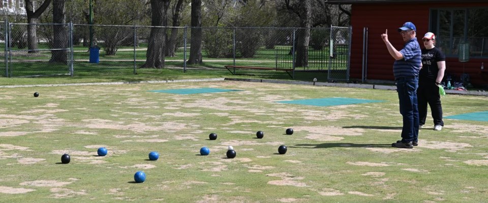 lawn bowling mj 5