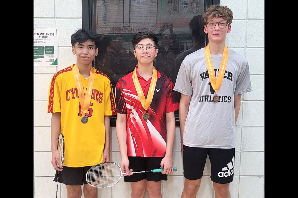 The Central Cyclones took the top two spots in high school junior boys badminton, as Zen Quimio finished in second place and Micah Salido-Porter won the city title. Vanier’s Matthew Lazurko was the bronze medalist.