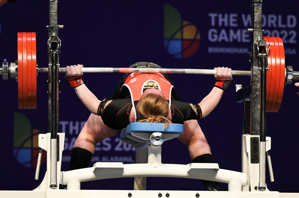 World Games Stinn bench