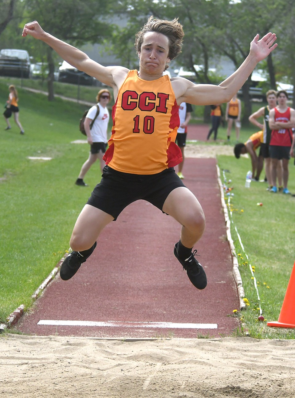 track-districts-long-jump
