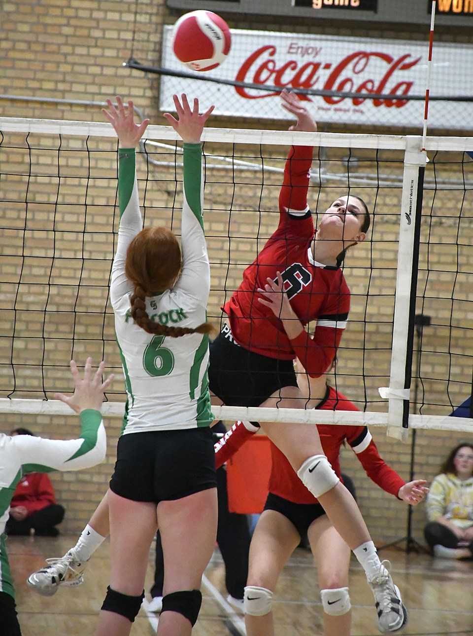 girls-volleyball-finals-2