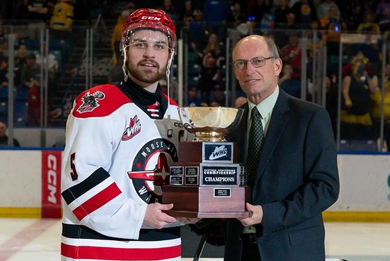 mateychuk-conference-trophy