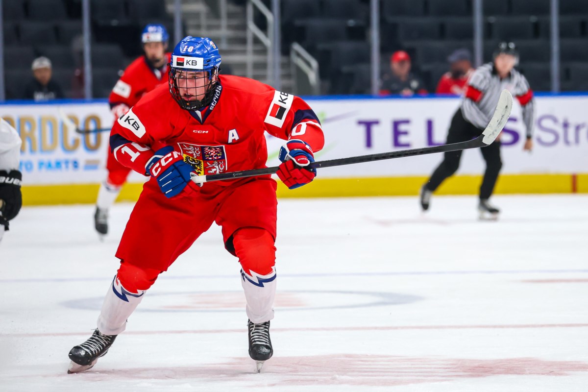 Čeští Pavlek Warriors se v semifinále Hlinka Gretzky Trophy utkají se Švédskem.