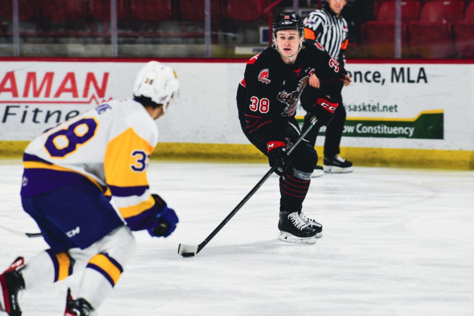 ryder-korczak-16-1024x683-nick-pettigrew-moose-jaw-warriors