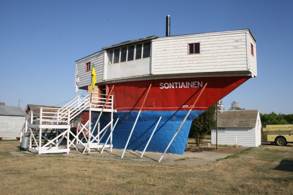 sukanen ship ron walter photo