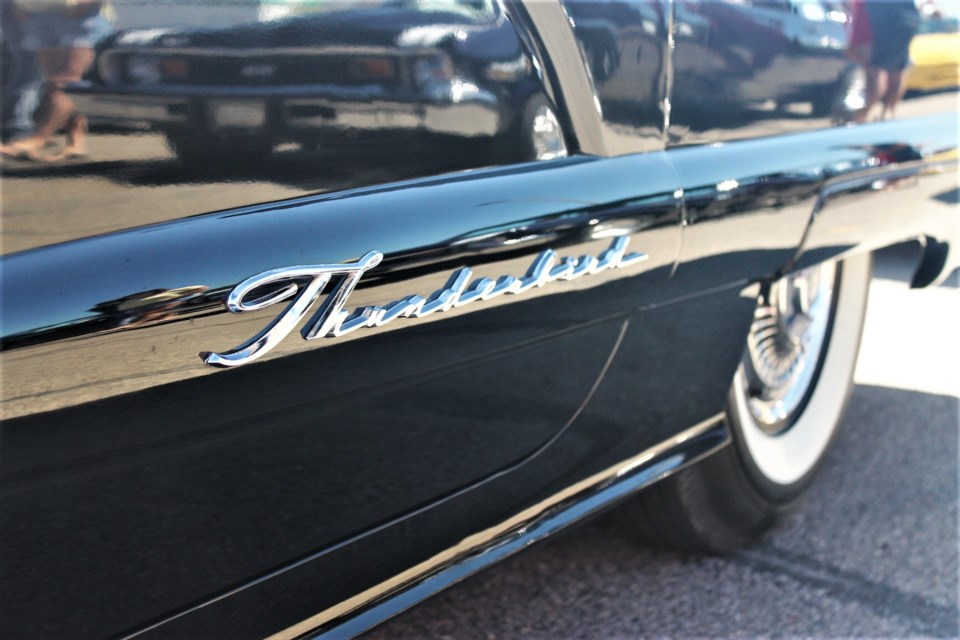 thunderbird