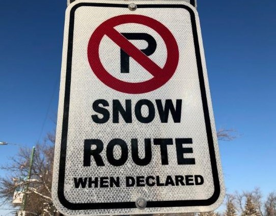 city snow route sign