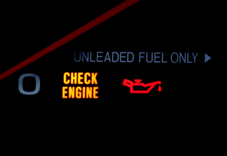 Vehicle check engine light (Trokantor-iStock-Getty Images Plus)