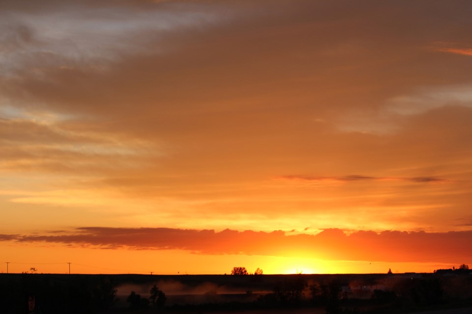 sunrise near moose jaw