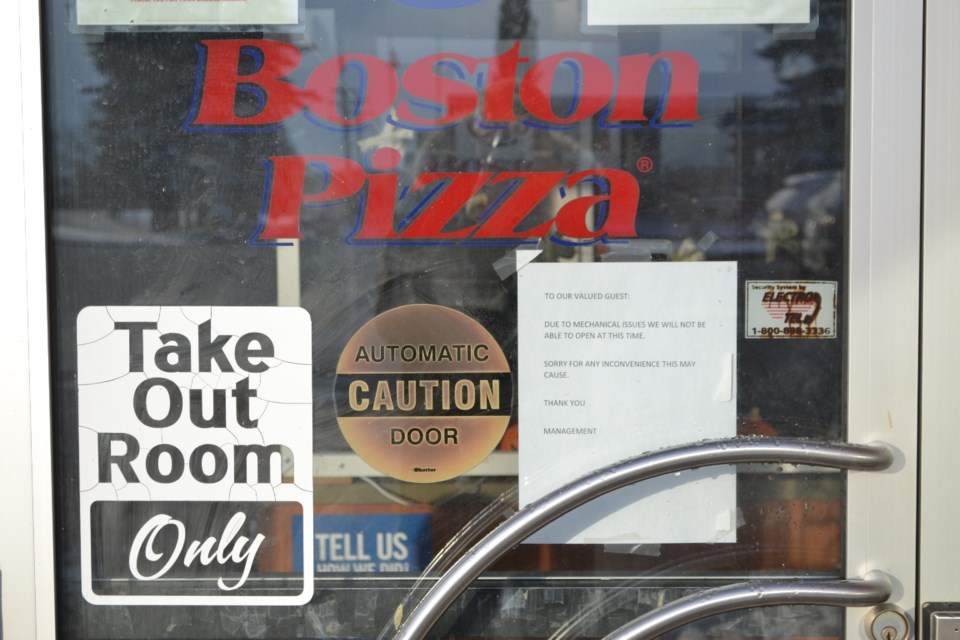 Boston Pizza takeout-1