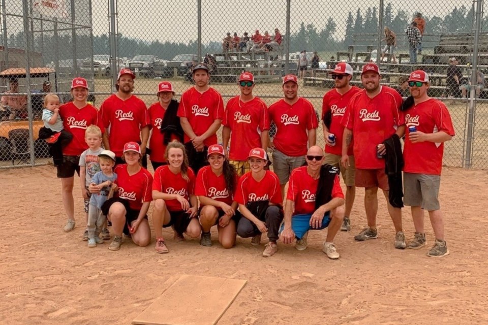 The A event winners were the Reds, from Sundre. Back row, from left: Brittney Aldrich, Ethan Bargholz, Sherri Blackhurst, Dale Nylund, Brandon Speight, Quin Jones, Mitch Kelln, Dale Aldrich and Randy Reinhard. Front row, from left: Lyndsay Stange, Meg Irving, Catarina Fonseca, Samantha Speight and Dallas Rosevear. 
Submitted photo