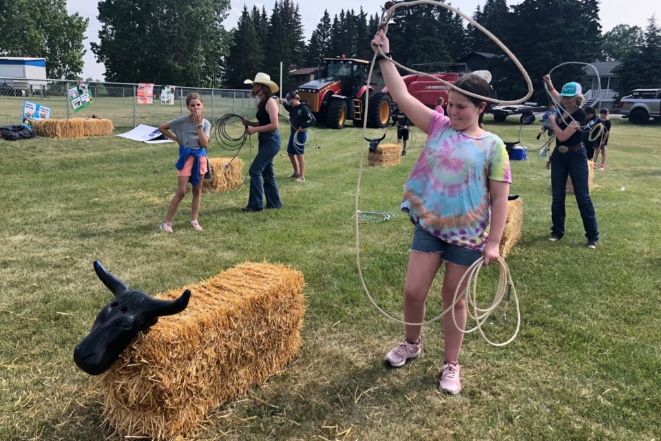 mvt-aggie-days-2023-roping