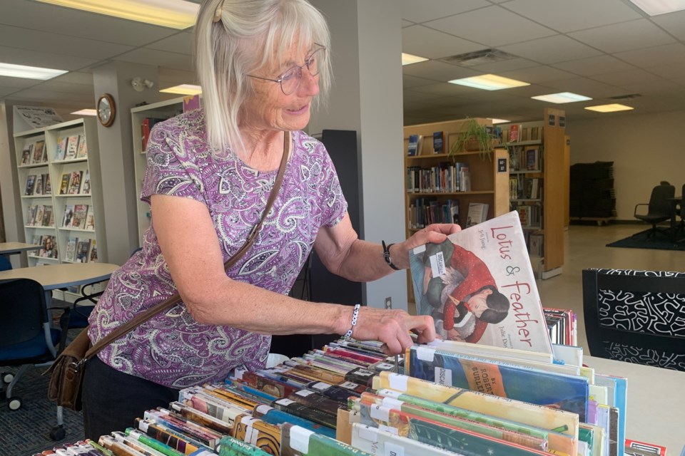 mvt-big-book-sale