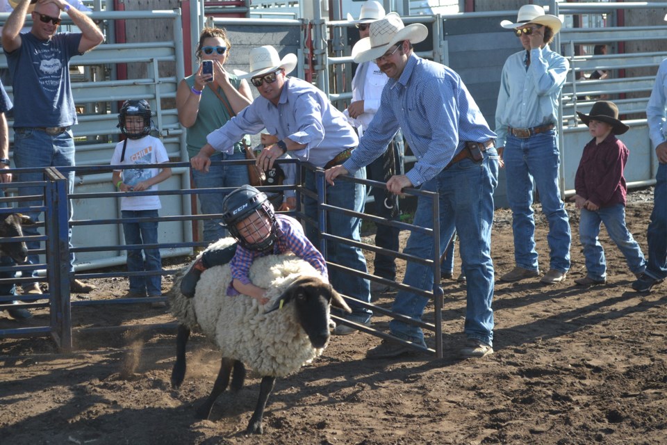 MVT  Bowden Daze 2022 muttin busting