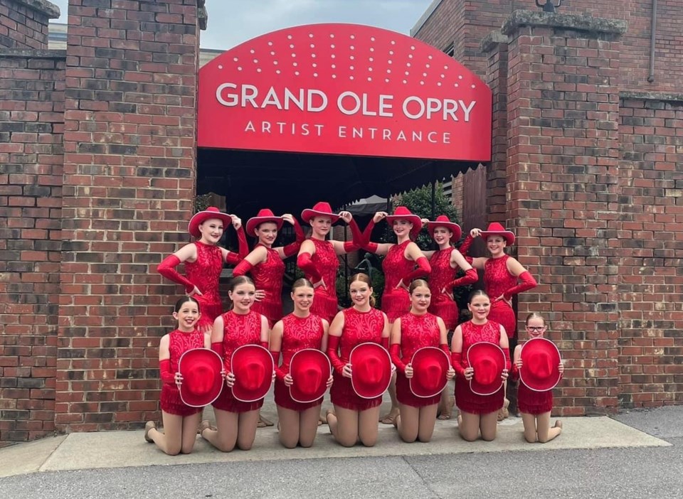 MVT-Carstairs dancers in Nashville