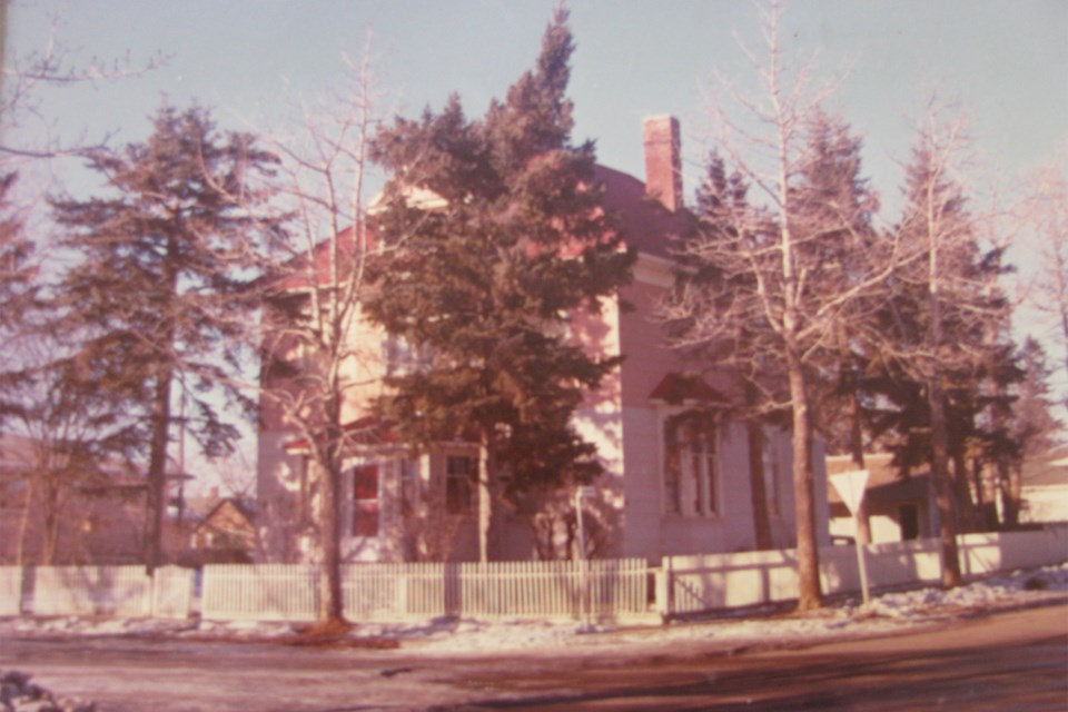 MVT Carstairs Downie house-1