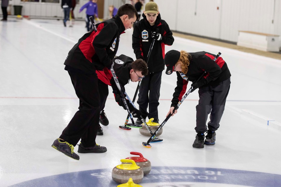 mvt-carstairs-junior-curlers