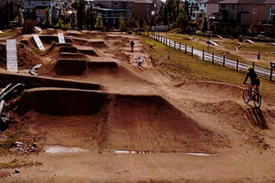 mvt-chestemere-pump-track-supplied