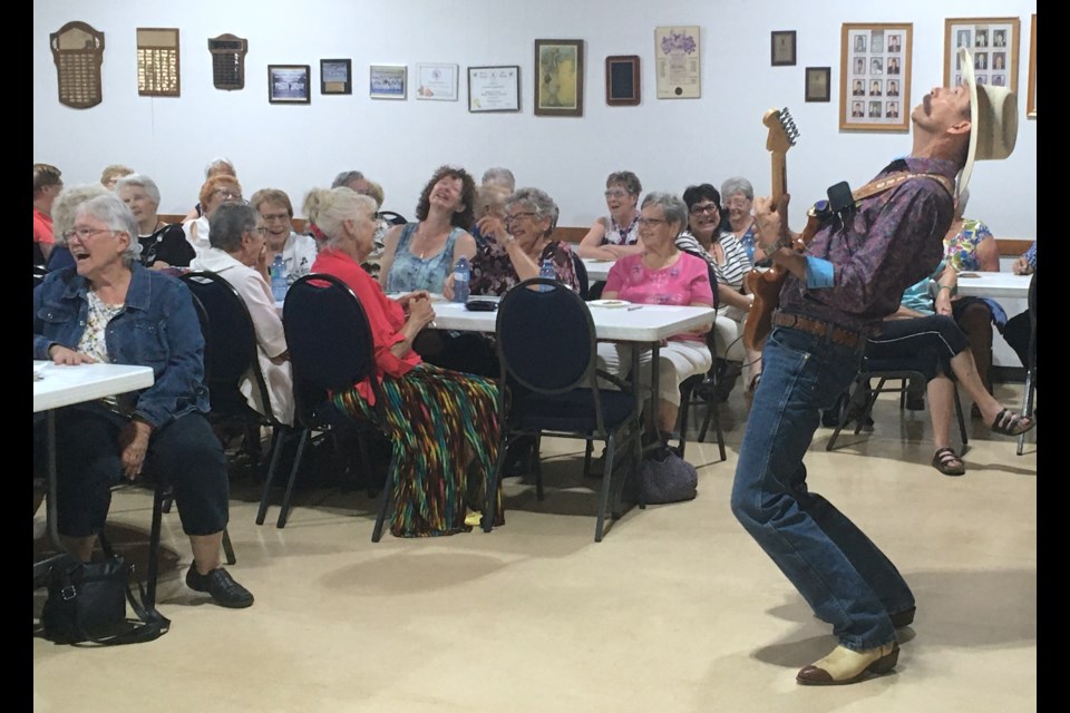 Sundre's Greenwood Neighbourhood Place Society helped recognize and celebrate Seniors' Week by collaborating with the Sundre Elks Lodge No. 338 on hosting some live entertainment that mixed together classic melodies and good natured humour at the latter's hall on Wednesday, June 7.
Simon Ducatel/MVP Staff