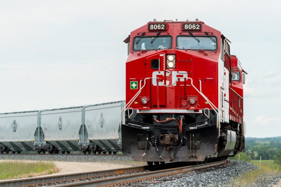 mvt-cp-rail-train