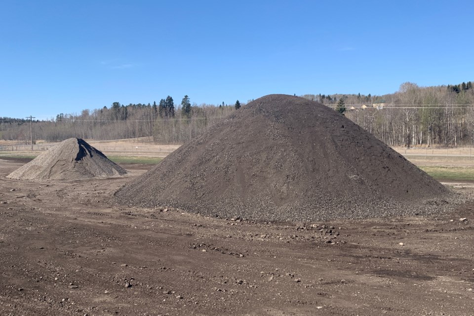 mvt-crushed-asphalt-and-concrete