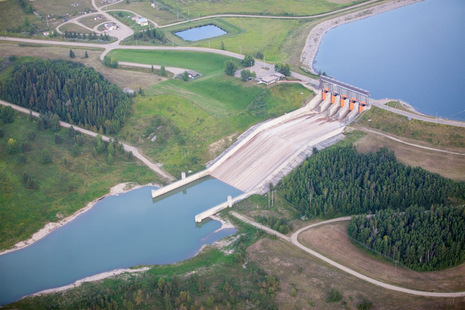 mvt-gleniffer-lake-dam