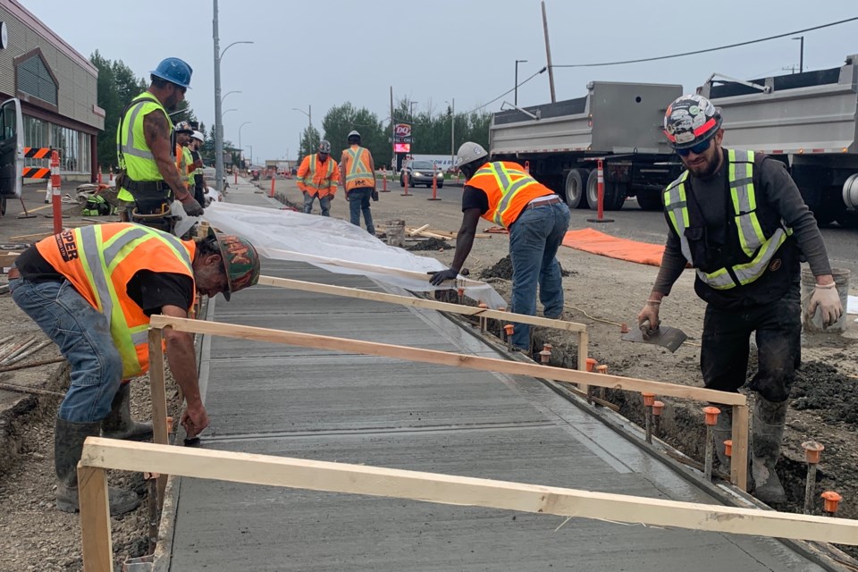 Constructions crews with contractor PME have progressed at pace on Alberta Transportation and Economic Corridors’ major redesign and overhaul of Highway 27-Main Avenue through Sundre. Ideal conditions earlier this spring when work got started paved the way for construction to get well ahead of schedule despite recent rains. Simon Ducatel/MVP Staff