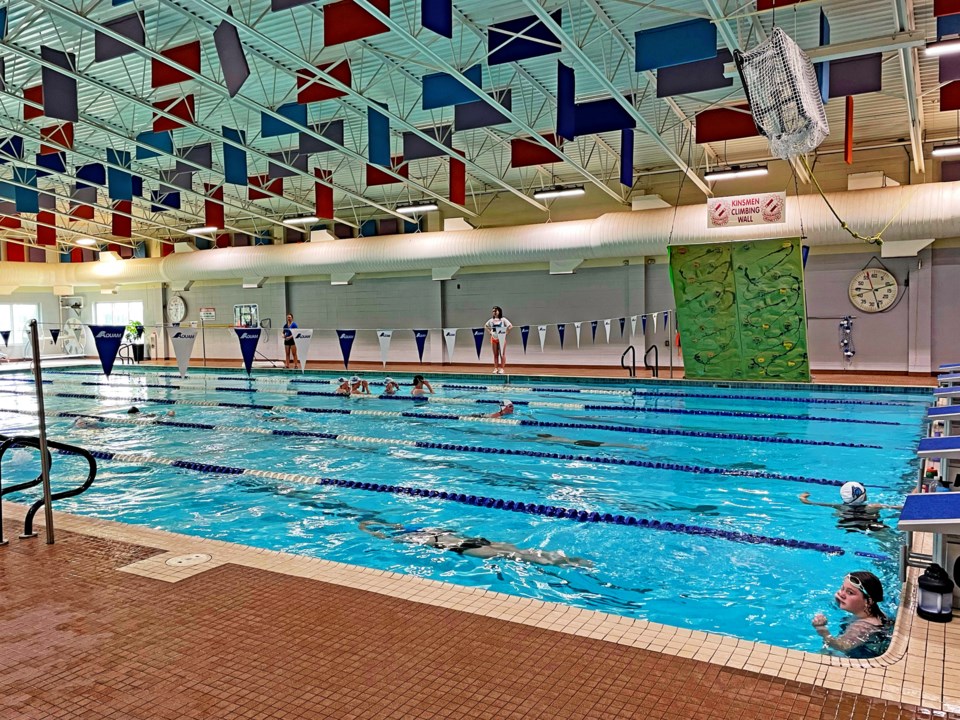 mvt-innisfail-federal-grant-for-aquatic-centre-modernization-2025