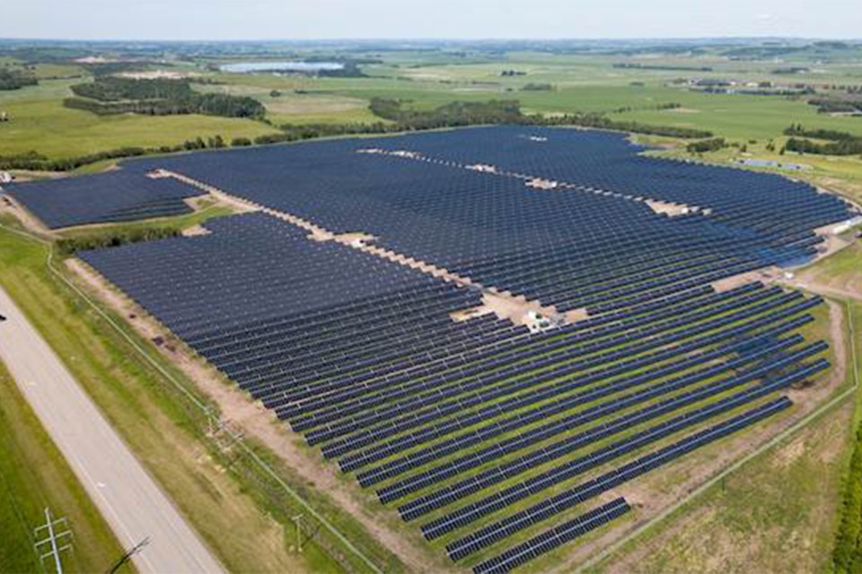 MVT Innisfail Solar Farm aerial