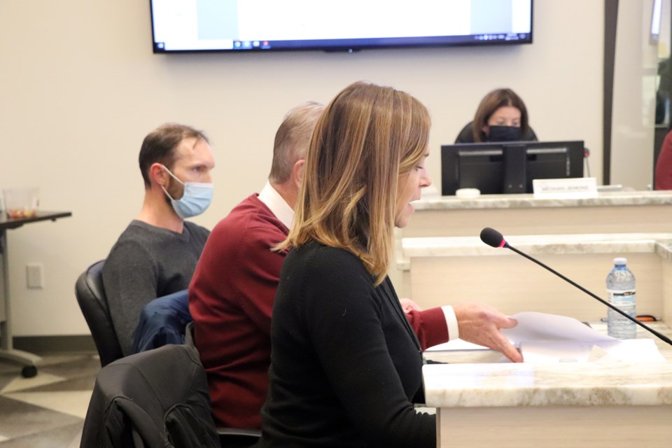Innisfailian Iris Reimer, joined by Jeffry Mydland and Daryl Hillman, presents her citizens group's case against COVID restrictions to town council on Nov. 15. 
Johnnie Bachusky/MVP Staff