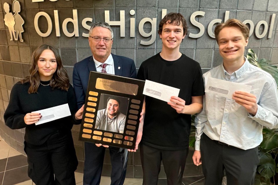 mvt-julian-charles-arthur-sacher-memorial-scholarships