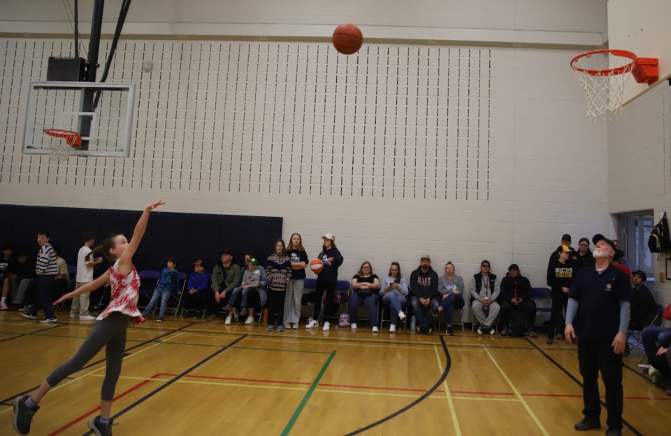 mvt-k-of-c-bball-hoops-12