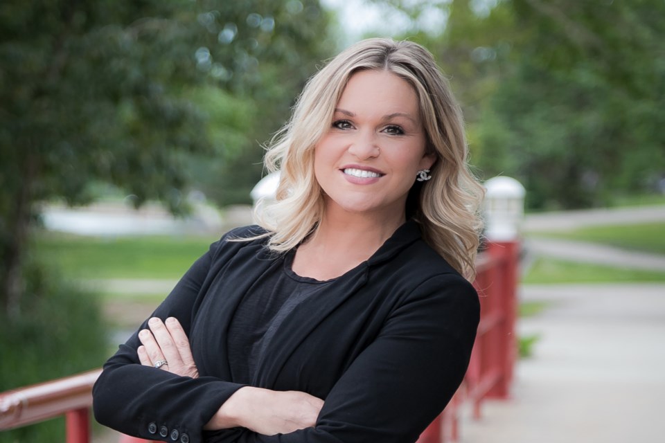 Sylvan Lake town councillor Kjeryn Dakin is mounting a challenge to Devin Dreeshen to be the new provincial MLA for the Innisfail-Sylvan Lake riding. Submitted photo