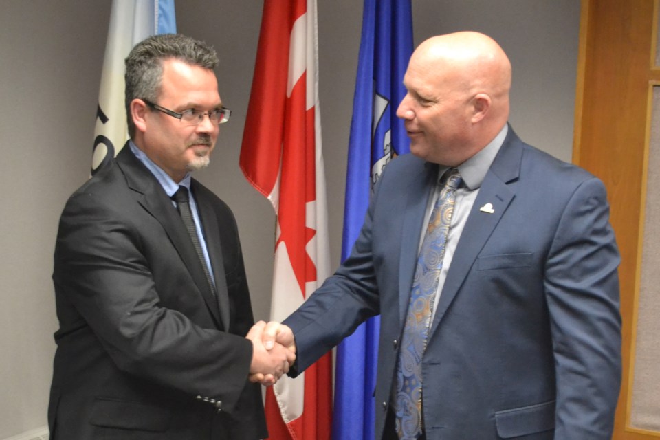 MVT Mitch Thomson sworn in