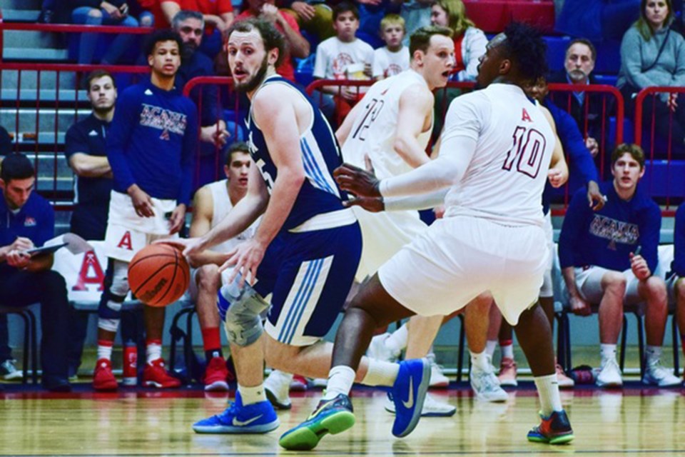 MVT OC men's b'ball Nick McKee