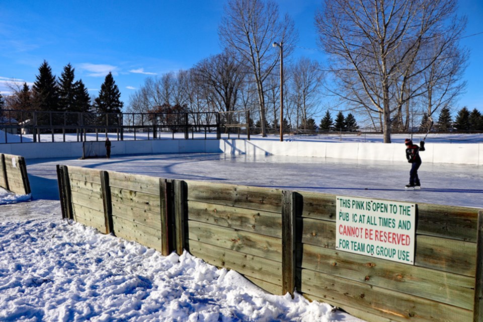 Innisfail's current and only boarded outdoor rink at 54th Avenue and 37th Street will soon has some company as town council has approved a new facility at a cost of just over $372,000 for Napoleon Park Sports Field behind the Innisfail Twin Arena. 
File photo/MVP Staff