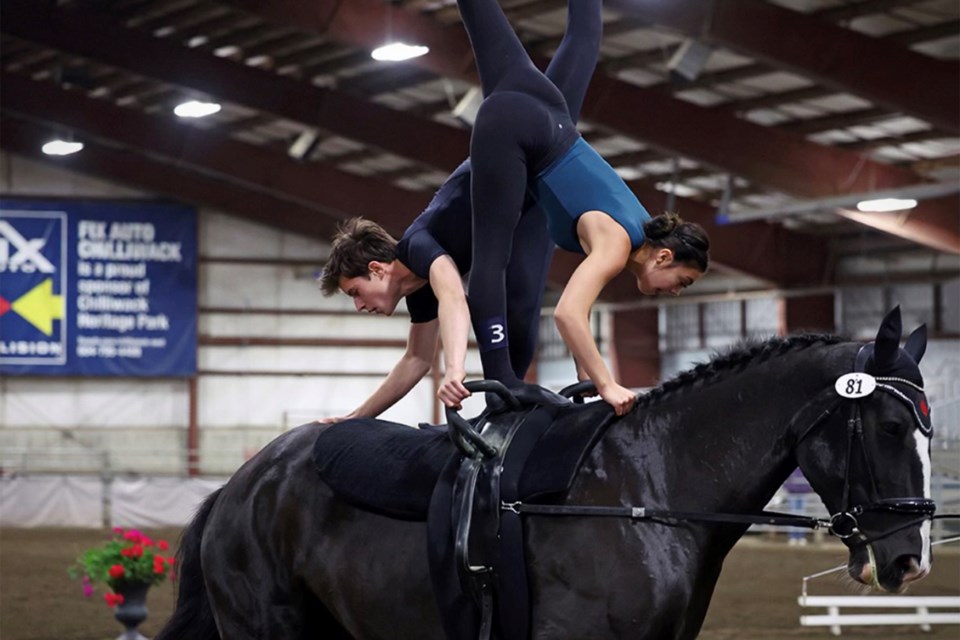 mvt-olds-equestrian-vaulting
