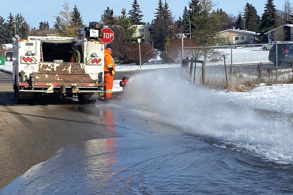 mvt-olds-fire-hydrant-flushing