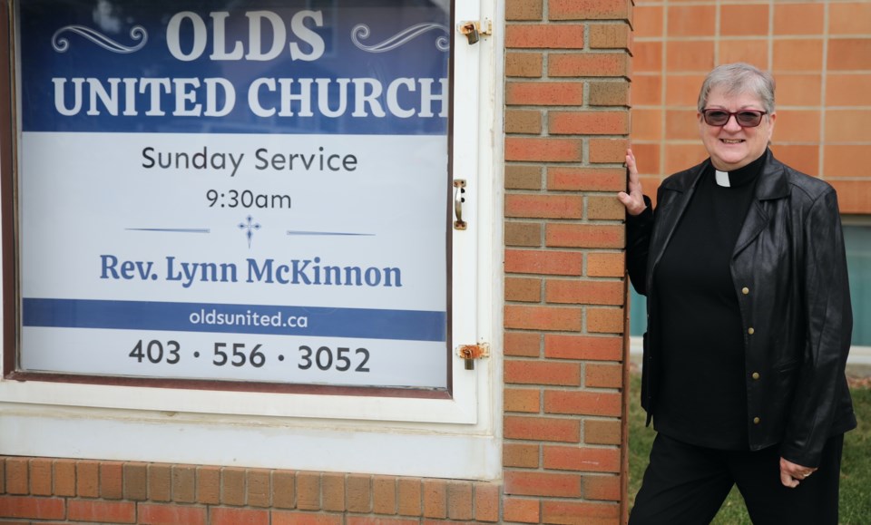 mvt-rev-lynn-mckinnon-1