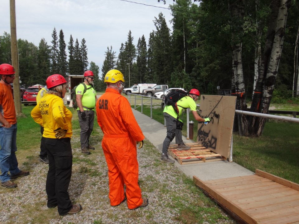 MVT-SAR disaster response training