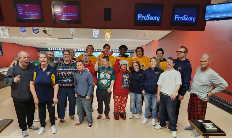 mvt-special-olympics-bowlers