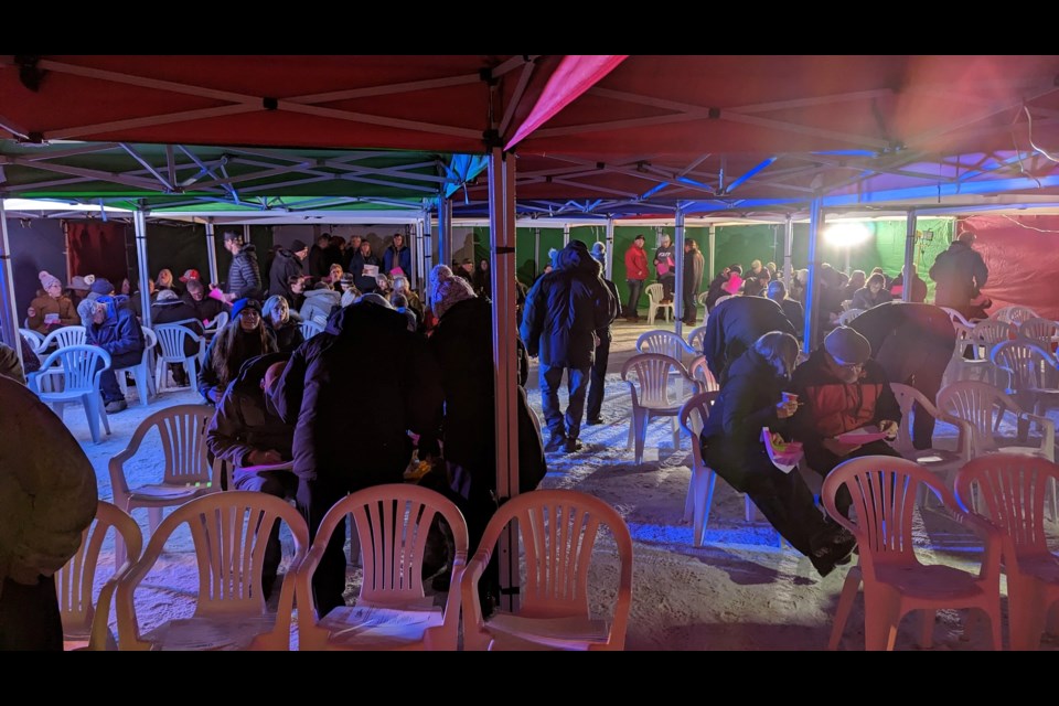 Tents were set up outside to accommodate overflow. Gerald Ingeveld, outgoing past president of the constituency association of the Rimbey-Rocky Mountain House-Sundre riding, said membership has soared in the span of about a year to roughly 3,300 from about 600 near the end of 2021.
Photo courtesy of Tim Hoven Twitter