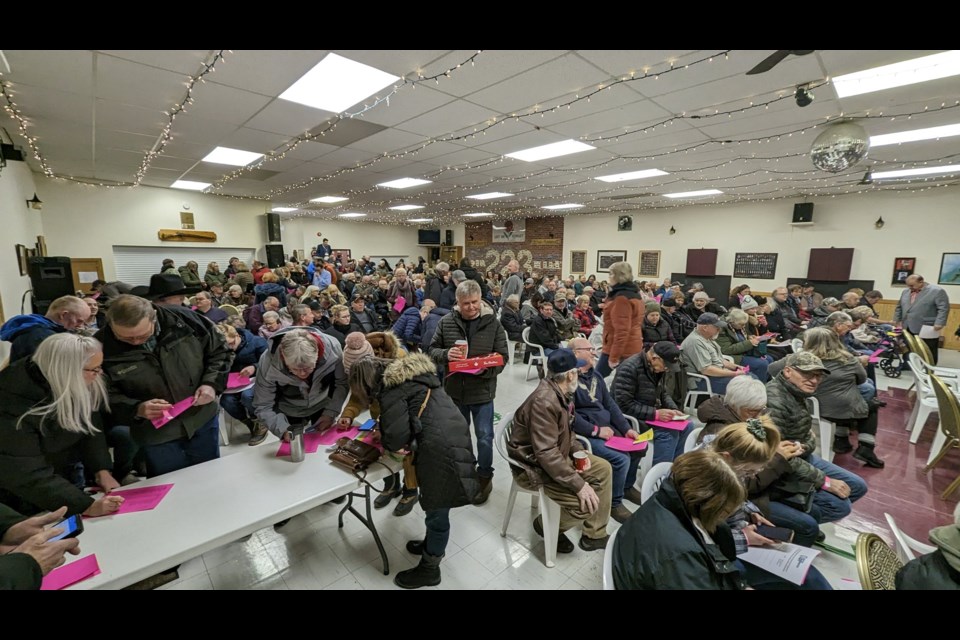 Hundreds of people participated on Jan. 16 in an annual general meeting for the UCP constituency association of the Rimbey-Rocky Mountain House-Sundre riding that was held at the Royal Canadian Legion Branch in Sundre and resulted in a largely new executive board.  
Photo courtesy of Tim Hoven Twitter