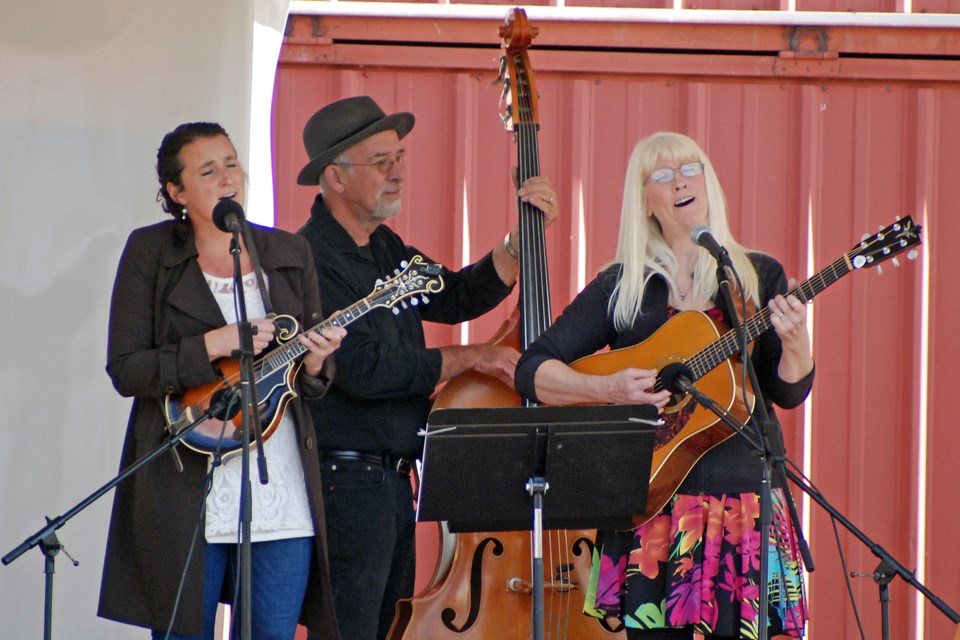 The Buggs were among six bluegrass bands to perform at the Sundre Rodeo Grounds on Saturday, Sept. 26 during the Taste of Shady Grove outdoor music festival. Organizers with the Foothills Bluegrass Music Society look forward to next year, when they plan to return to Sundre to host the 30th annual, three-day Shady Grove Bluegrass Festival.
Simon Ducatel/MVP Staff