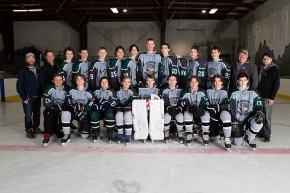 Team 9 - Back row: Coach Bob Jardine, coach Sean LaBrie, Zac Jardine, Dalton LaBrie, Caleb Klimek, Joseph Cochran, Jaylin Kirk, Austin Clayton, Samuel Fiddler, Jordan Motz, Gavin Hooper, Manager Eric Kirk, assistant coach Cory Birch. Front row: Owen Hooper, Ryan Potter, Isabelle Stewart, Riley Hynes, Ethan Birch, Nick Ng, Matthew Kossowan, Jeffrey Oldford, Blake Miller..
