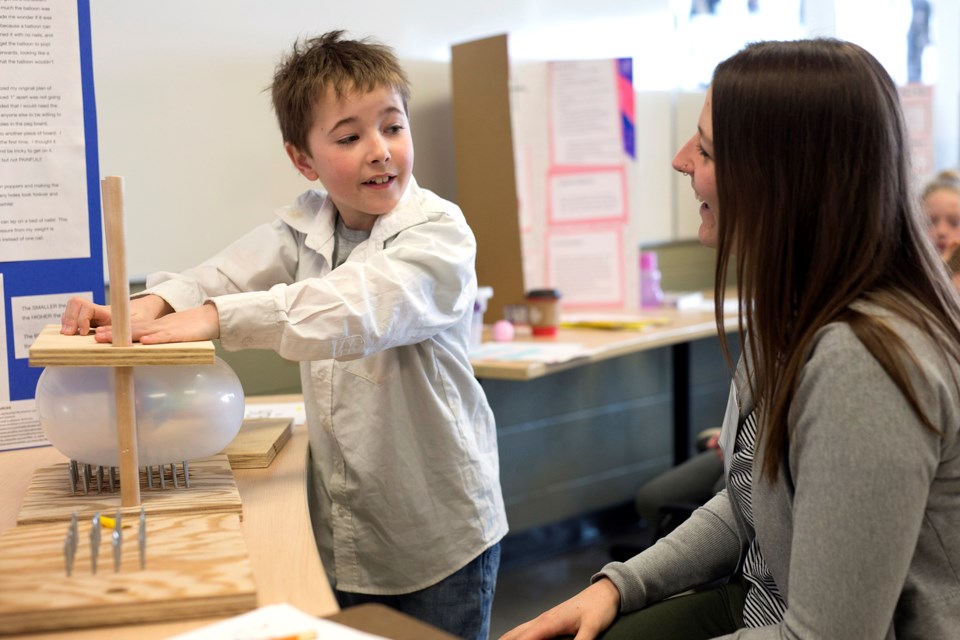 River Valley School Grade 4 student Kole Roberts presents his project entitled Bed of Nails to judge Kendall Friske during the 2020 Mountainview Science and Technology Society Science Fair at École Olds High School on Feb. 29.
Noel West/MVP staff
