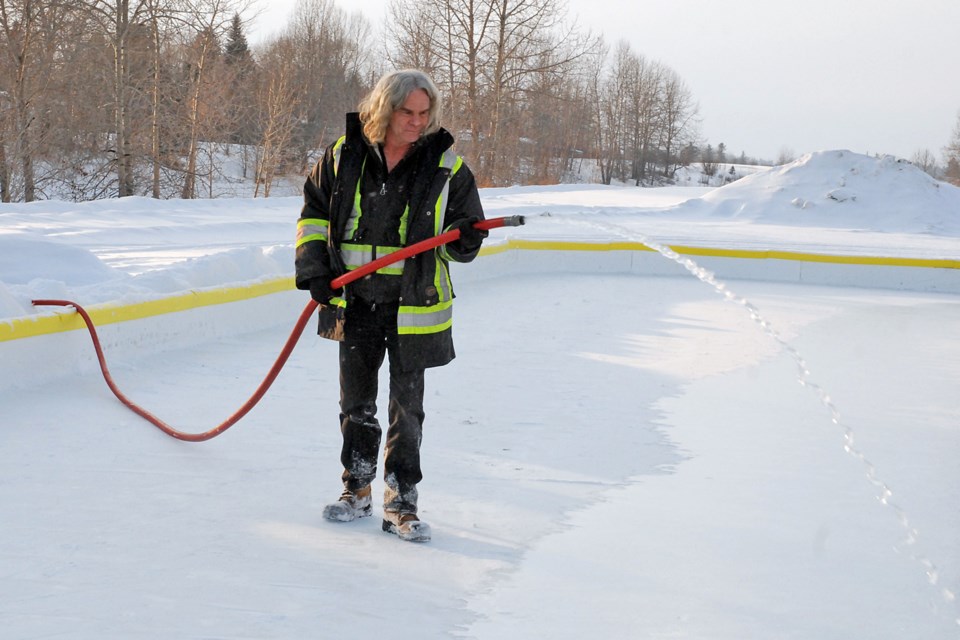 SUN outdoor rink