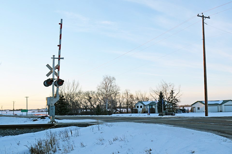 WEB Penhold highway train crossing